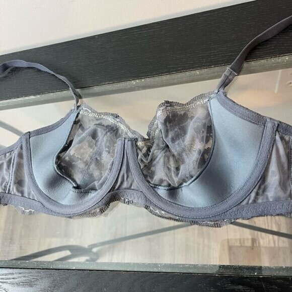 Victoria's Secret Women's Dream Angels Semi Sheer Lace Bra Gray Size 34D/D75 - Picture 8 of 11
